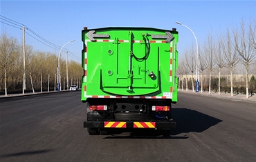 8噸洗掃車